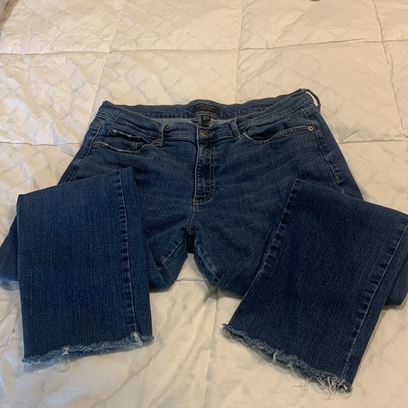 Banana Republic Jeans, straight ankle, size 32/14 - Picture 5 of 10